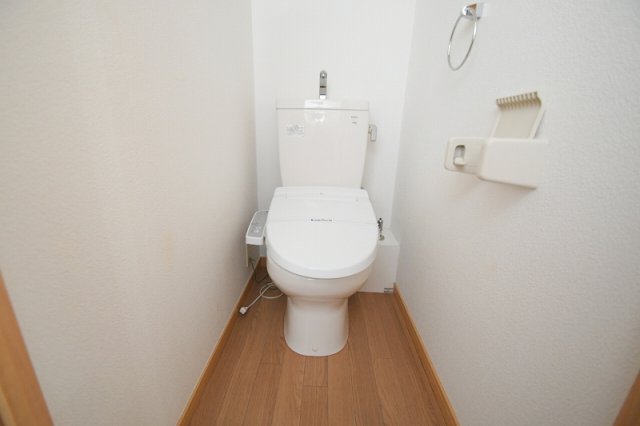 その他　温水洗浄便座設置