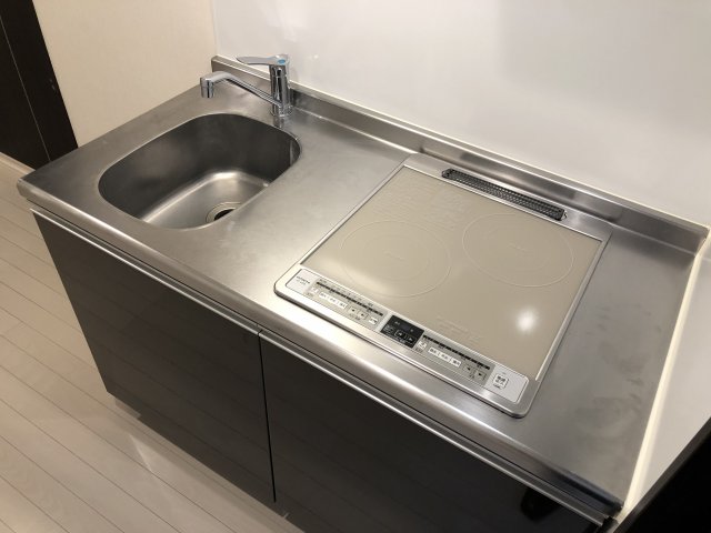 キッチン　IH2口コンロ