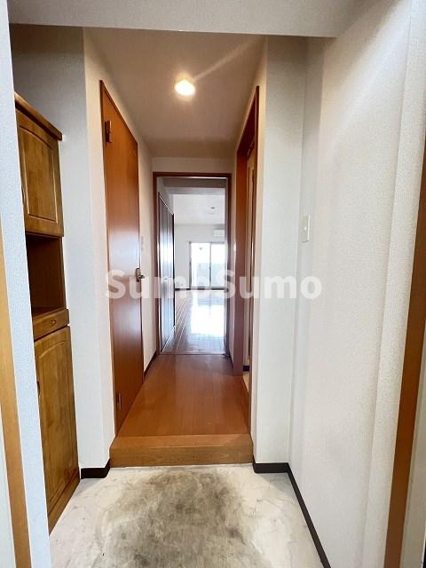 玄関　明るい玄関です