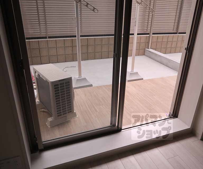 バルコニー　１１５号室の室内写真です