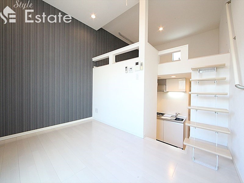 居室・リビング　内装