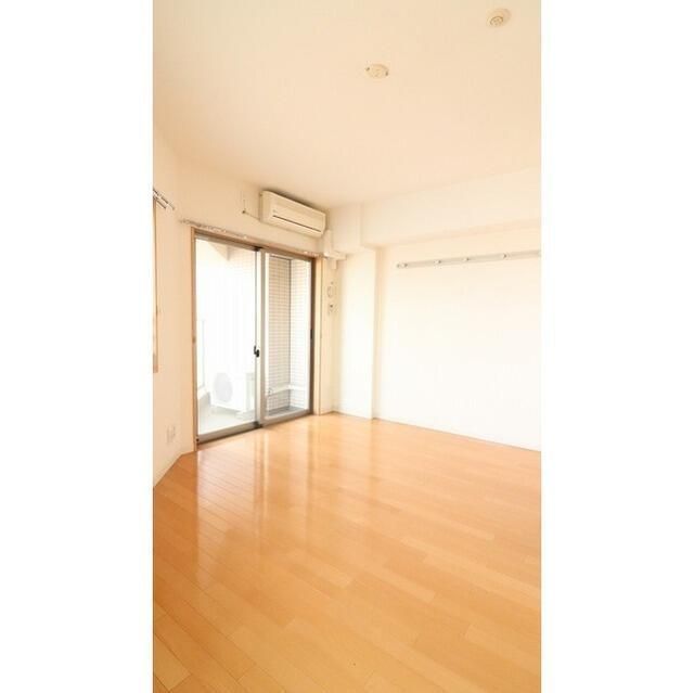 居室・リビング　☆明るい居室☆