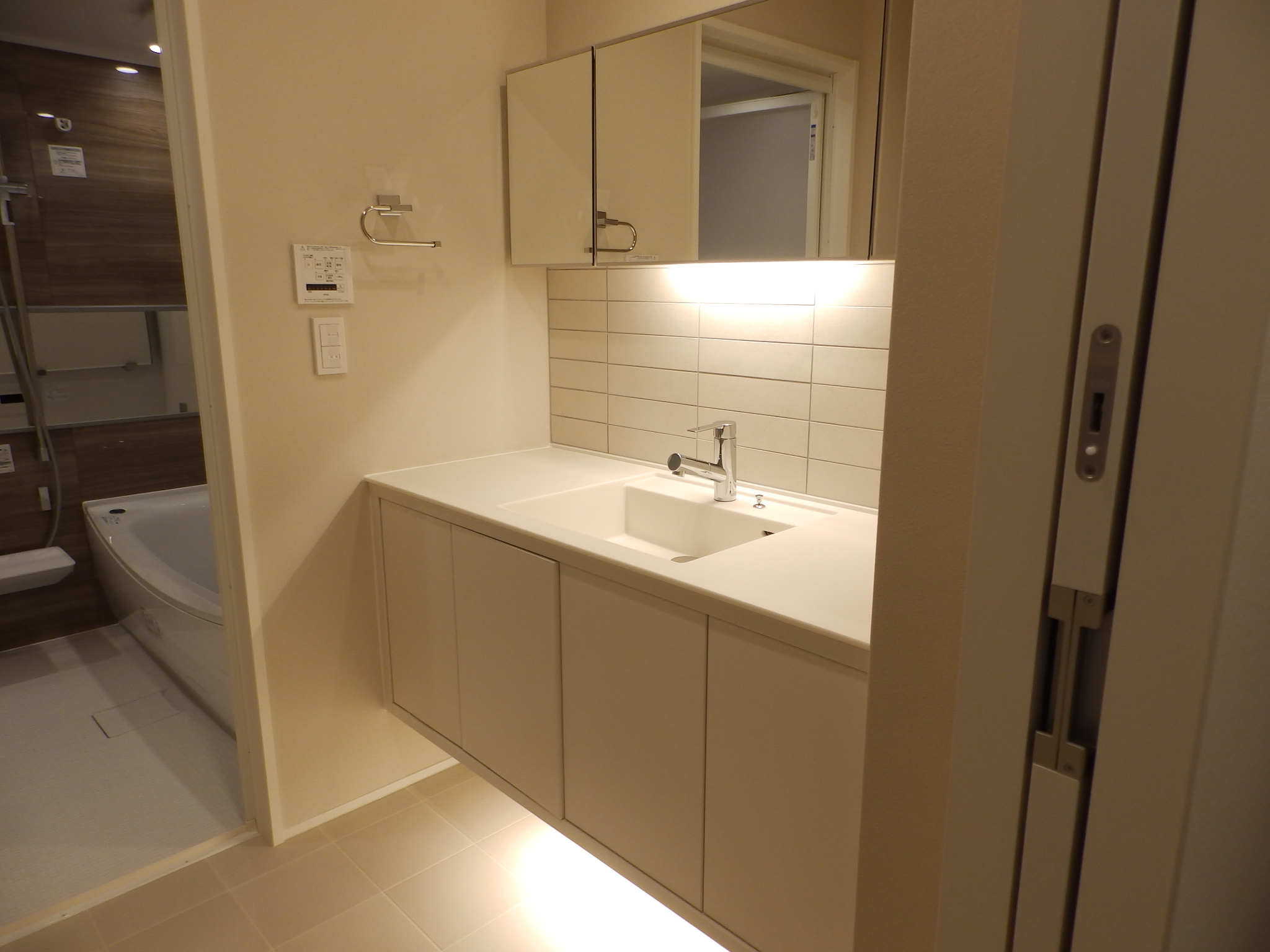 洗面設備　同施工会社、参考写真