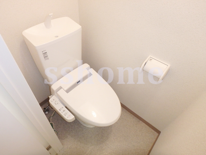 トイレ　温水洗浄便座☆