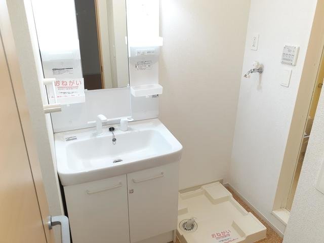洗面設備　洗面所です