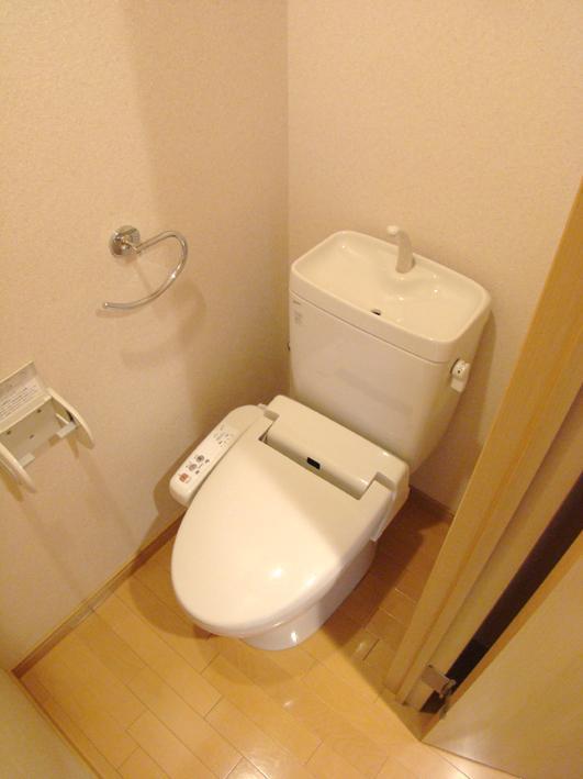 トイレ　トイレ