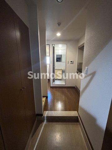 玄関　落ち着いた玄関です