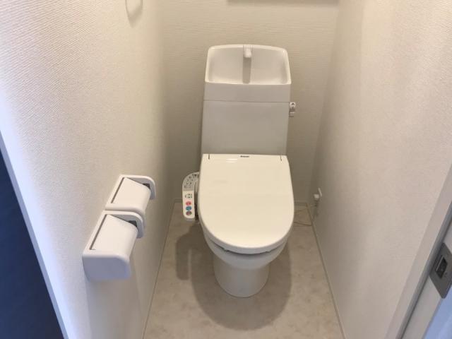 トイレ　シャワー付トイレ