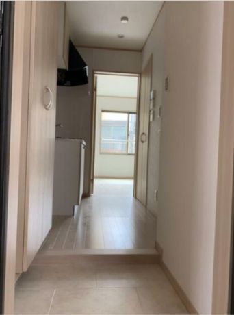 玄関　弊社は都内全域の物件をご紹介可能です！