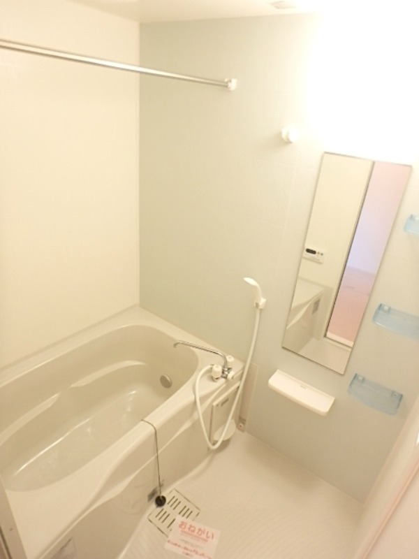 バス・シャワールーム　図面と現状に相違がある場合には現状を優先