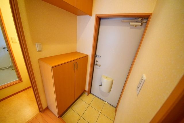 玄関　★★シューズボックス付きの玄関★★