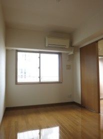 その他部屋・スペース　☆広くて明るい寝室☆