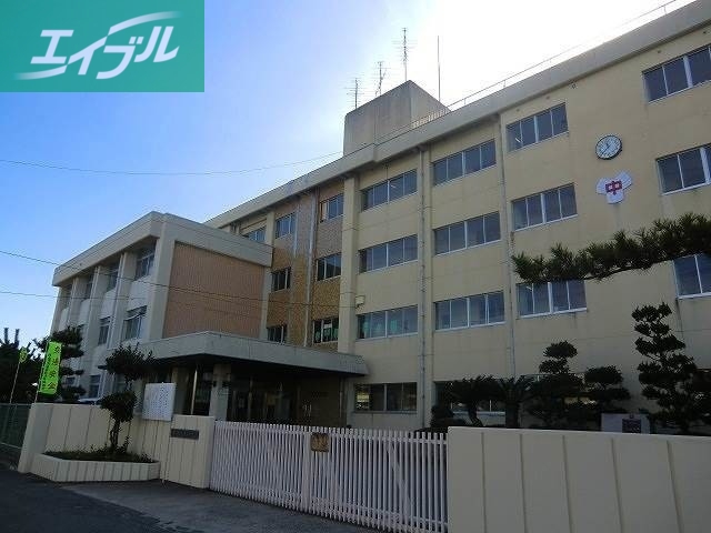 中学校　岡山市立桑田中学校（中学校）まで533m