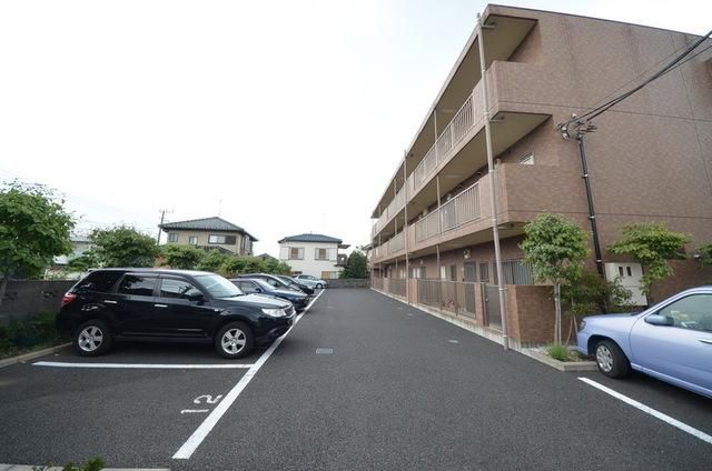 駐車場　♪敷地内駐車場♪
