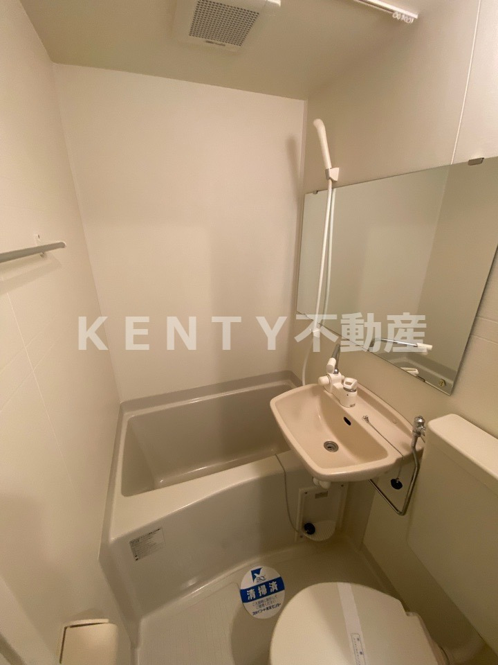 バス・シャワールーム　ゆったり過ごせるお風呂です