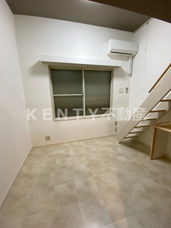 居室・リビング　居間です