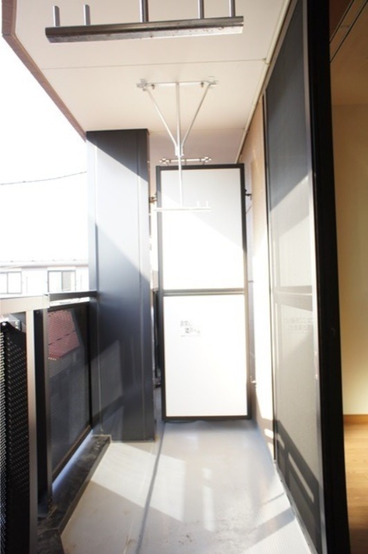 バルコニー　図面と現状に相違がある場合には現状を優先