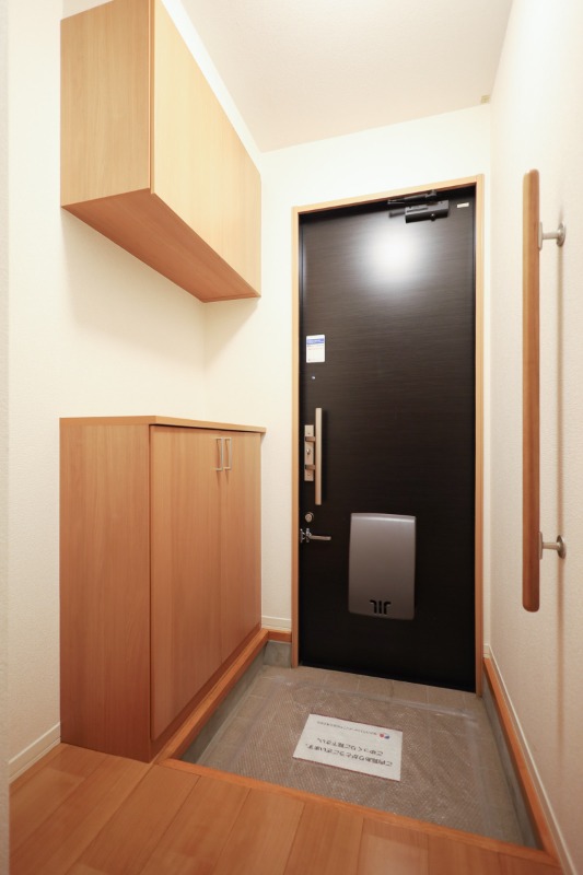 玄関　図面と現状に相違がある場合には現状を優先