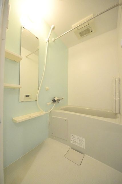 バス・シャワールーム　★★浴室乾燥機付きバスルーム★★