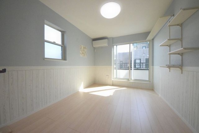 居室・リビング　★★明るいお部屋★★