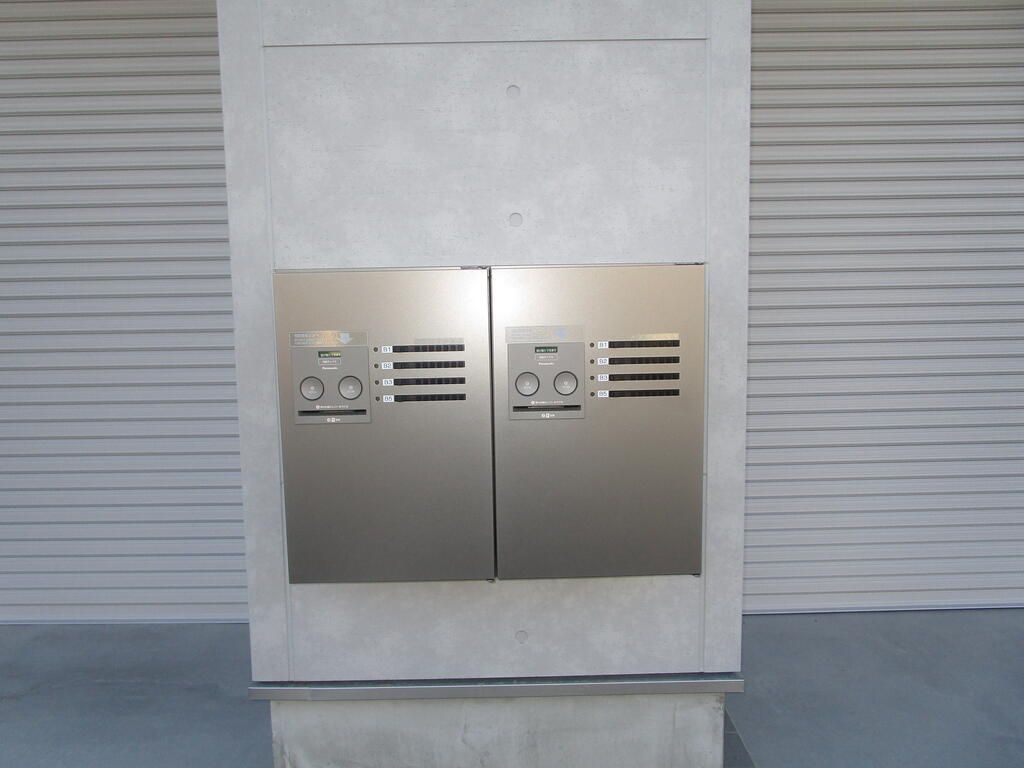 その他　宅配ボックスあり