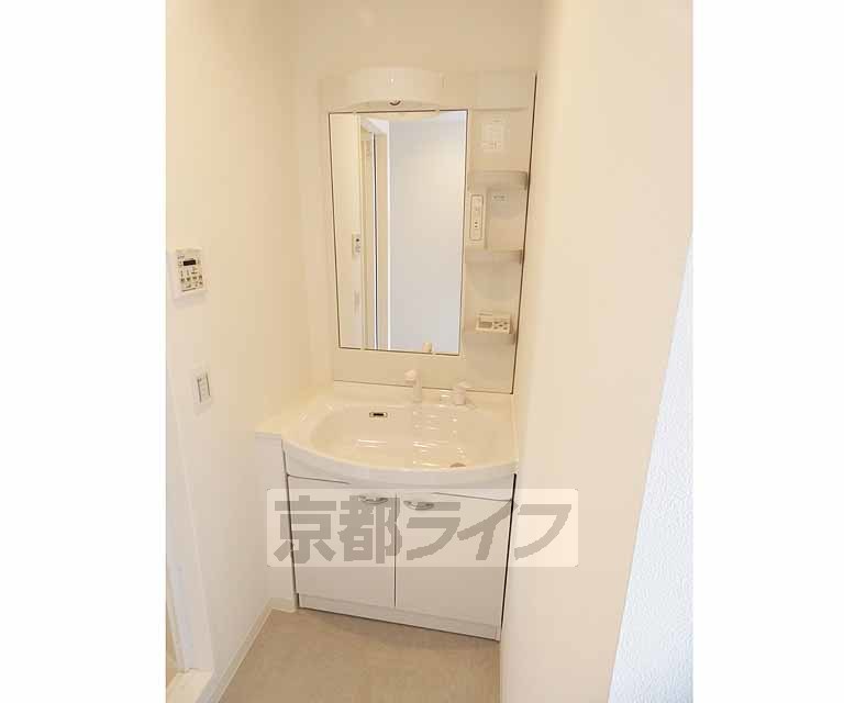 洗面設備　シャンプードレッサー。