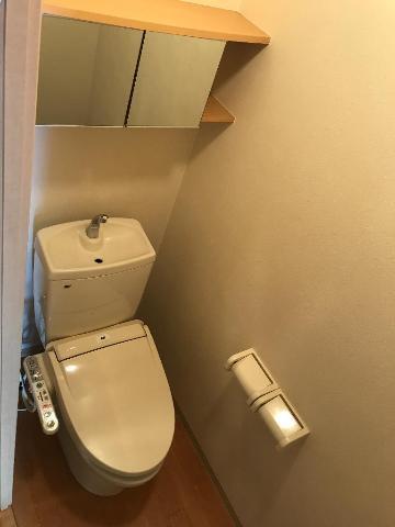 トイレ　シャワー付トイレ