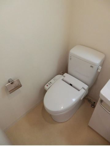 トイレ　ガーデン板橋氷川町　板橋区氷川町