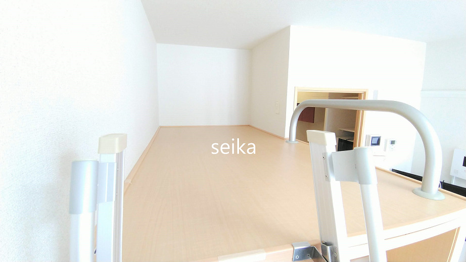 その他　備え付けベッド