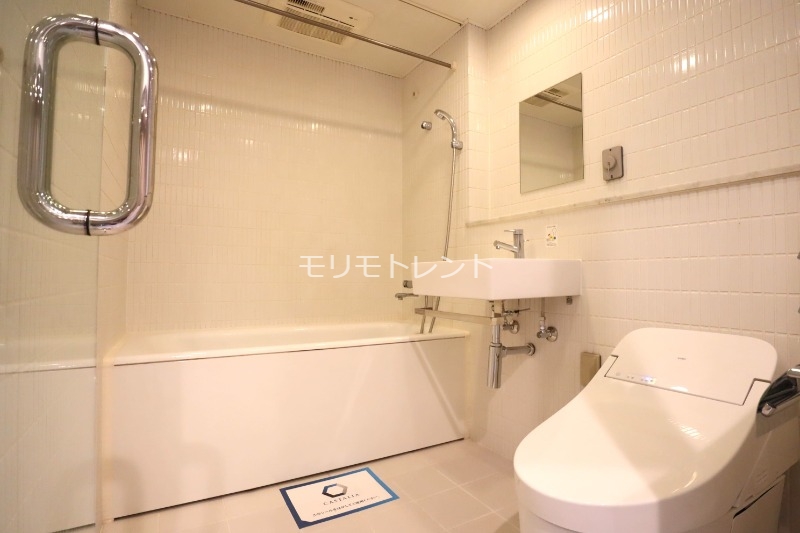 バス・シャワールーム　室内参考写真（３Ｆ－Ｆタイプ）