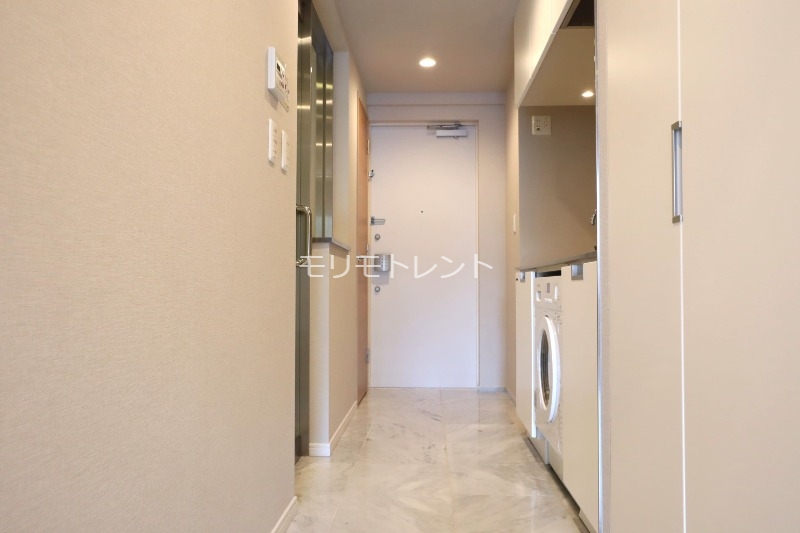 玄関　室内参考写真（３Ｆ－Ｆタイプ）