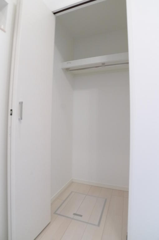 収納　（写真は同施工会社イメージです。）