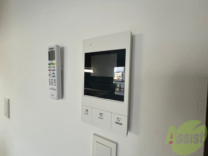 セキュリティ　インターホンで来客確認ができます。安心ですね。