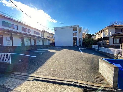 駐車場　現況優先