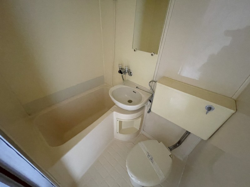 バス・シャワールーム　別室写真