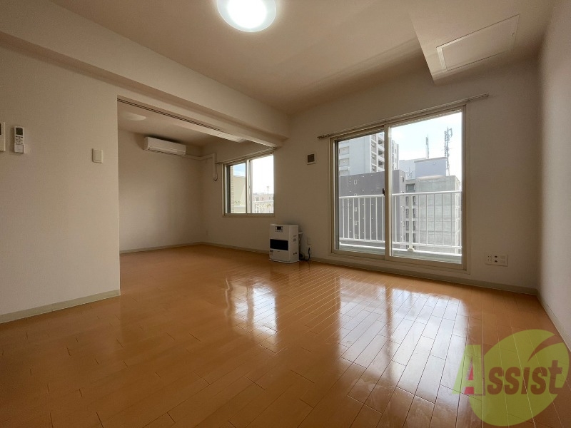 居室・リビング　広くてキレイなＬＤＫが広がっていて、充実した生活が送れそう。