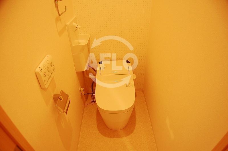 トイレ　樹樹ガーデン・アネックス　温水洗浄便座