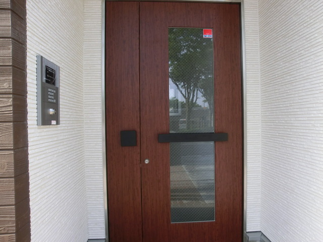 エントランス　安心のオートロック！！