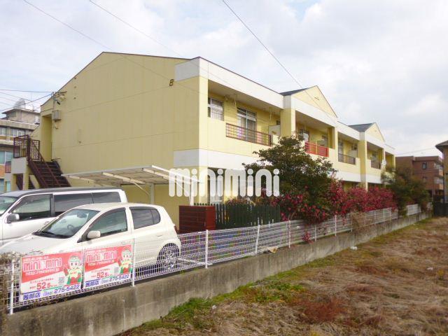 建物外観　南向きの明るい建物です。