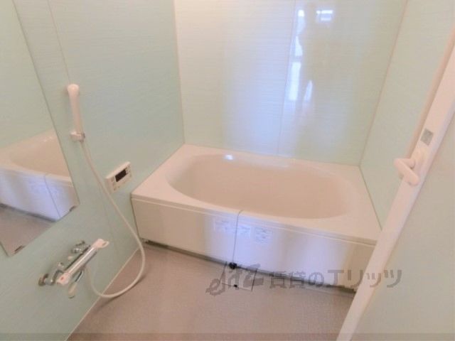 バス・シャワールーム　風呂