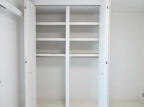 収納　★ハンガーラック付き、上部収納も有り★