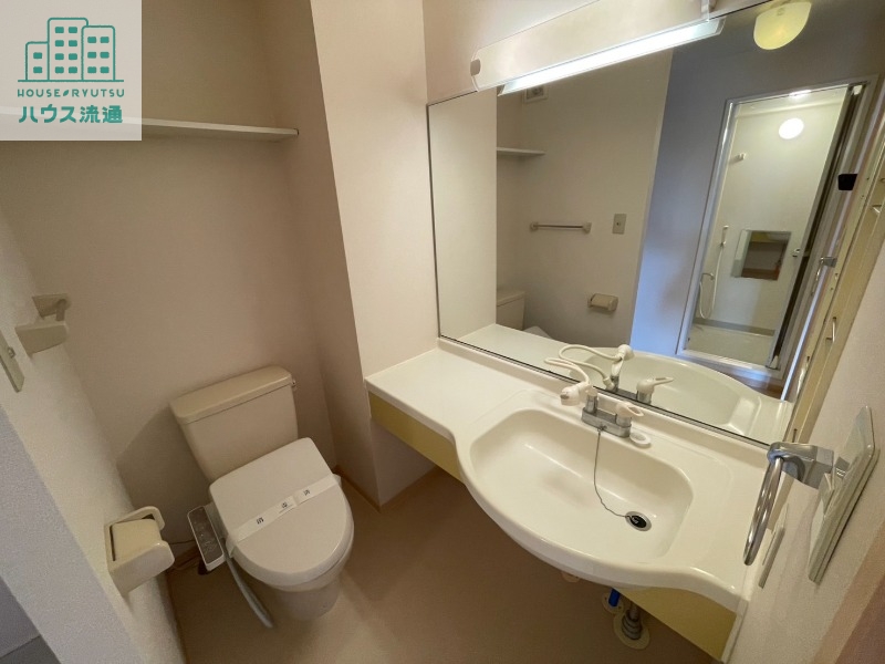 洗面設備　※写真は別号室です