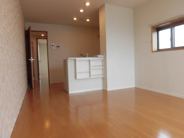 居室・リビング　同物件別タイプ参考写真