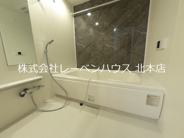 バス・シャワールーム　★レーベンハウスホームページに写真たくさんあります★