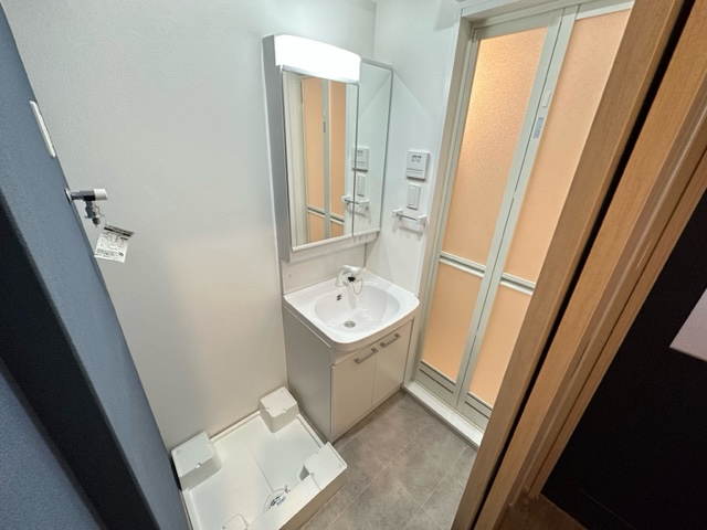 洗面設備　※モデルルーム写真