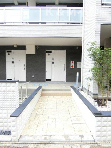 エントランス　建物の内部です