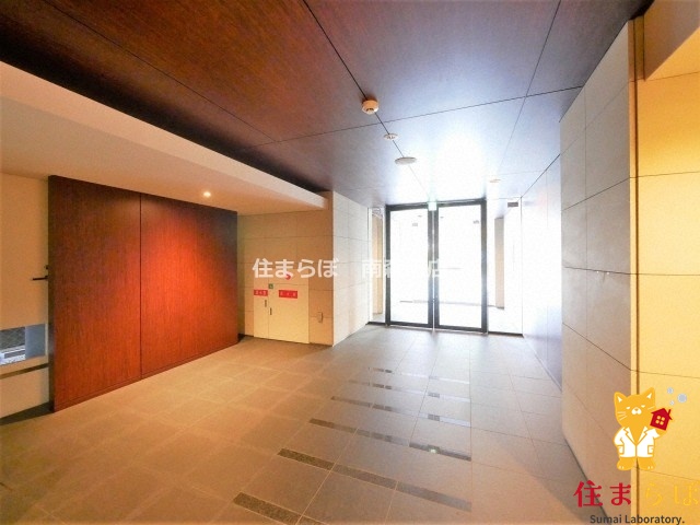 エントランス　共用部の印象も大切に