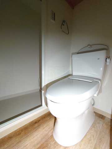 トイレ　ウエストサイド新宿御苑