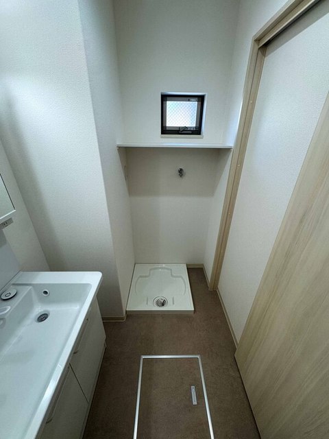 洗面設備　同仕様