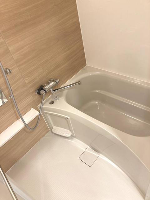 バス・シャワールーム　※写真は同タイプ住戸です。